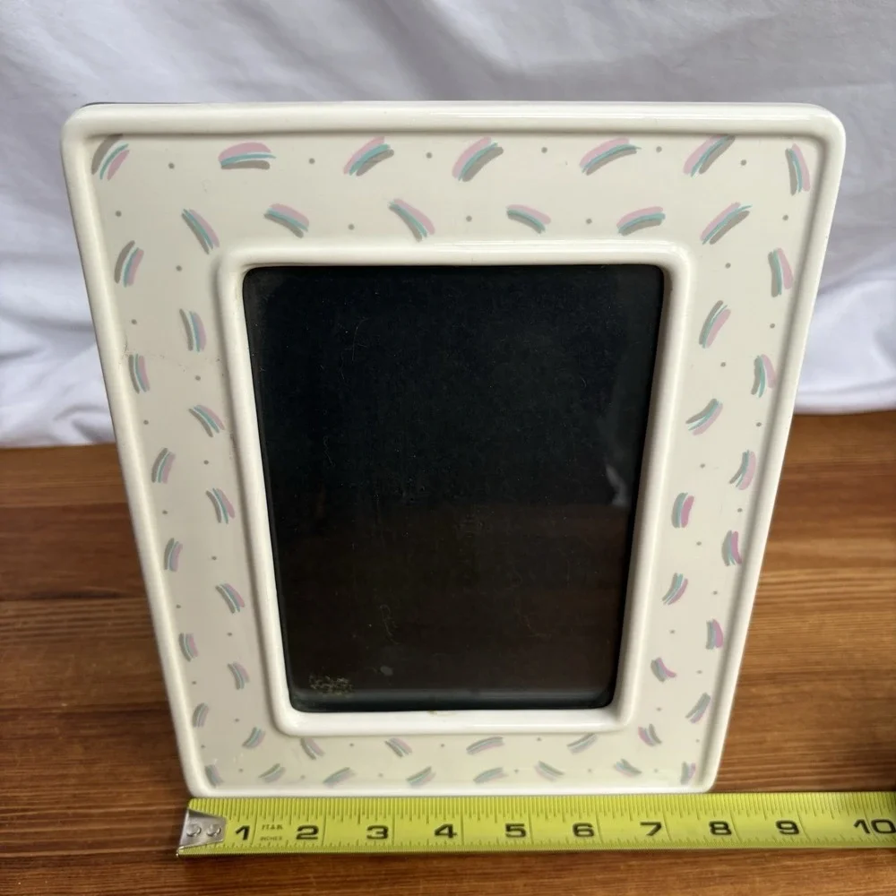 Vintage Retro Ceramic Picture Frame Confetti Pattern White Pink Blue 5x7
